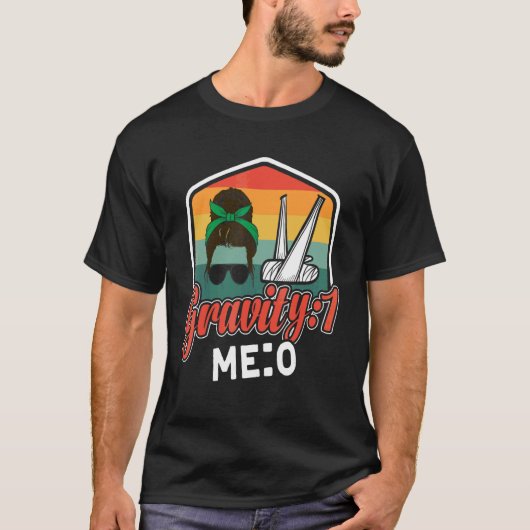 Zwaartekracht 1 Me 0  Arm Fractuur 8 T-shirt (Voorkant)