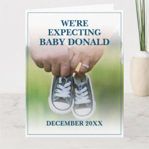Zwangerschaftsaankondiging met babyschoenen kaart
