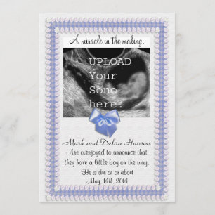 Zwangerschapsaankondiging met ultrasone foto aankondiging