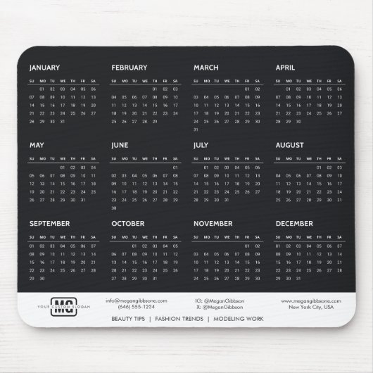 Zwart  2024 Kalender Initialen Monogram Muismat (Voorkant)