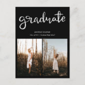 Zwart Afstuderen Elegant Script | Afstudeerder twe Aankondigingskaart (Voorkant)