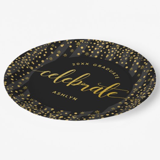 Zwart afstuderen goud glitter script confetti naam papieren bordje (Gekanteld)