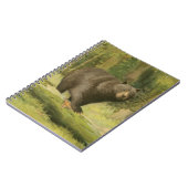 Zwart Beer dat op een boomstam steekt Notitieboek (Linkerzijde)