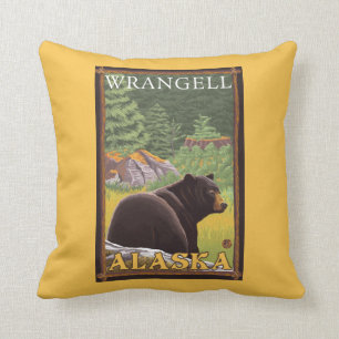 Zwart Beer in de bosbouw - Wrangell, Alaska Kussen