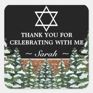 Zwart besneeuwd hout bos dennen vleermuis mitswa d vierkante sticker