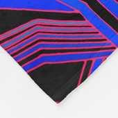 Zwart blauw en roze geometrisch patroon fleece deken (Hoek)
