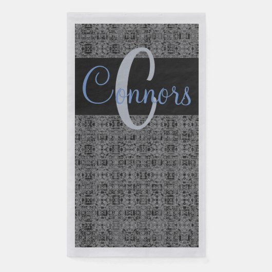 Zwart Blauw X'en en O's Patroon Grijs Monogram Servet (Voorkant)