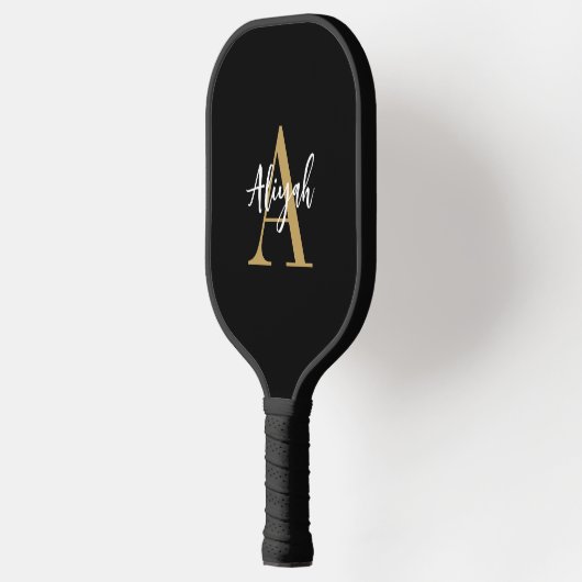 Zwart en Goud Monogram Script Naam Custom Pickleball Paddle (Links)