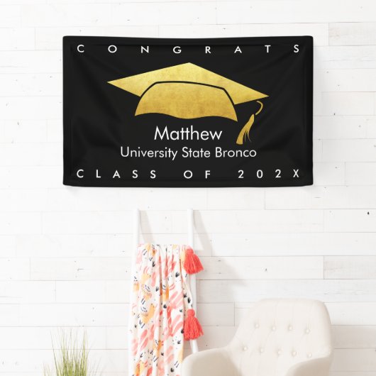 Zwart en Goud Pet Afstuderen Bold Modern Eenvoudig Spandoek (Insitu)