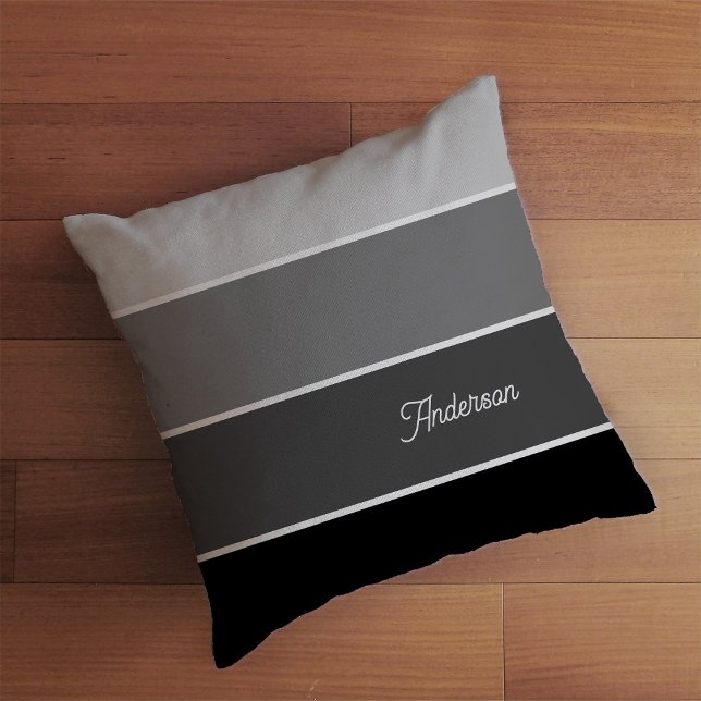 Zwart en Grijs | Ombre Strepen met Script Kussen (A neutral black and gray striped pillow with your name in script)