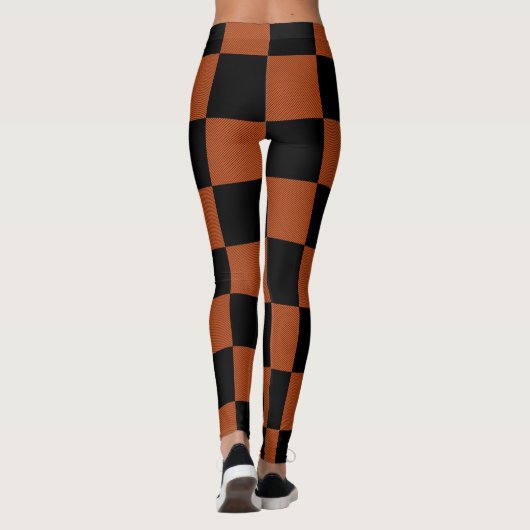 Zwart en Oranje Gecontroleerd vierkant buffel Leggings (Achterkant)