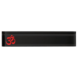 Zwart en rood Om-symbool Naambordje