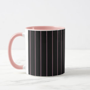 zwart en roze gestreept mok