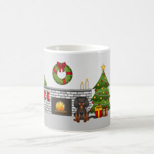 Zwart-en-tankavaliershond in een kerstkamer koffiemok