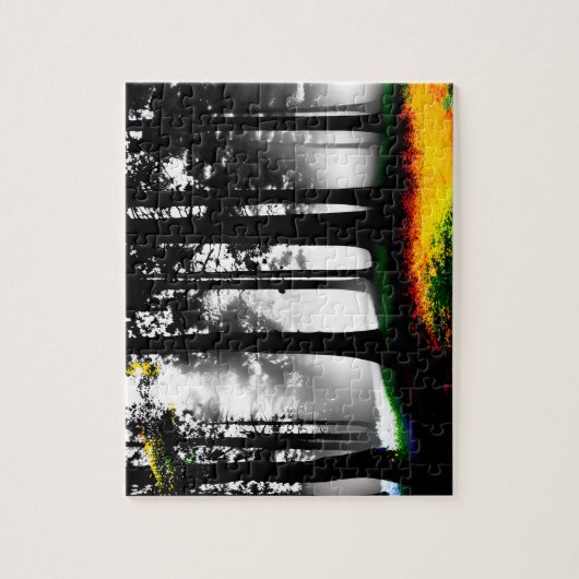 Zwart en wit bos met regenboog betovering legpuzzel (Verticaal)