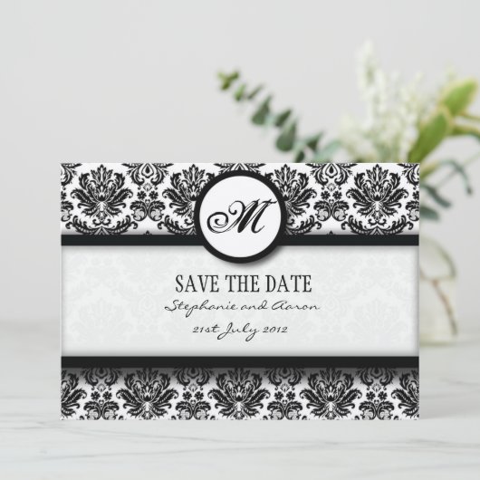 Zwart en wit Damask Monogram opslaan Datum Kaart (Staand voorkant)