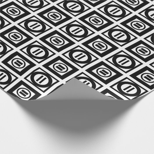 Zwart en wit Geometrisch Equal Sign Patroon Cadeaupapier (Hoek)