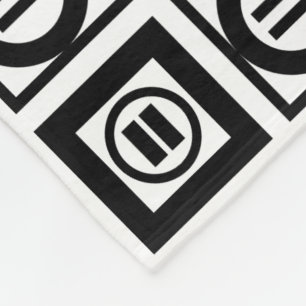 Zwart en wit Geometrisch Equal Sign Patroon Fleece Deken