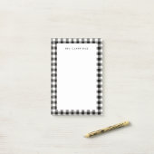 Zwart en wit geruit gepersonaliseerd post-it® notes (Op bureau)