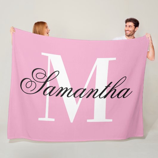Zwart en Wit Groot Monogram Roze Fleece Deken (In situ)