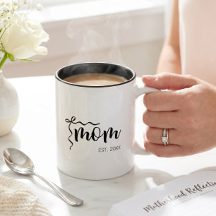 Zwart en Wit Lint Script Moeder Opricht Elegant Tweekleurige Koffiemok