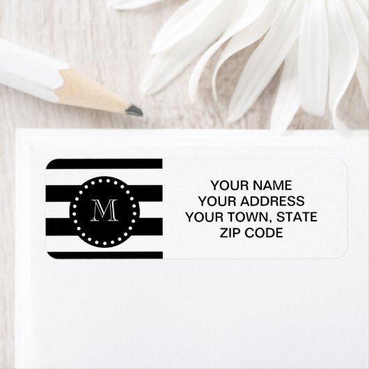 Zwart en wit Stripes Patroon, zwart monogram Etiket (Insitu)