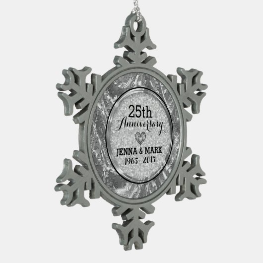 Zwart en zilver 25th Wedding Jubileum Ornament (Links)