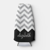 Zwart en zilver Glitter Print Chevrons en naam Flesjeskoeler (Voorkant)