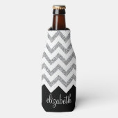 Zwart en zilver Glitter Print Chevrons en naam Flesjeskoeler (Fles Voorkant)