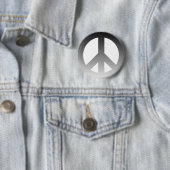 Zwart Fade CND-vredessymbool op wit Ronde Button 5,7 Cm (In situ)