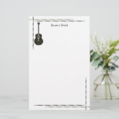 Zwart gitaar ontwerp briefpapier (Staand voorkant)