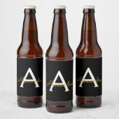 Zwart Gold Modern Script Girly Monogram Naam Bier Etiket (Flessen)