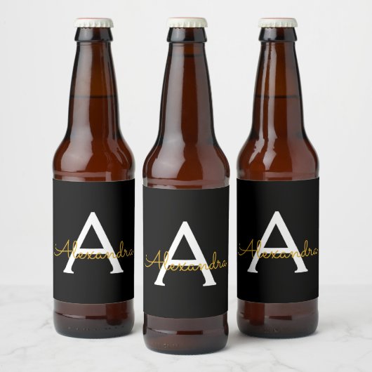 Zwart Gold Modern Script Girly Monogram Naam Bier Etiket (Flessen)