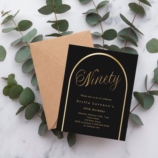 Zwart goud boog script 90ste verjaardag uitnodigin