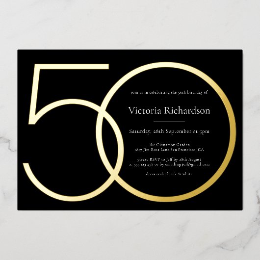 Zwart Goud Modern Minimalist 50e Verjaardag Folie Uitnodiging (Voorkant)