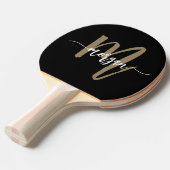 Zwart Goud Modern Script Monogram Naam Tafeltennisbatje (Voorkant Gekanteld)