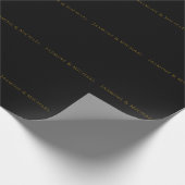 Zwart & Goud Schattig Minimalistisch Eigen Naam Cadeaupapier (Hoek)
