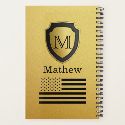 Zwart Goud Shield USA Vlag Monogram Naam Manly Planner (Achterkant)