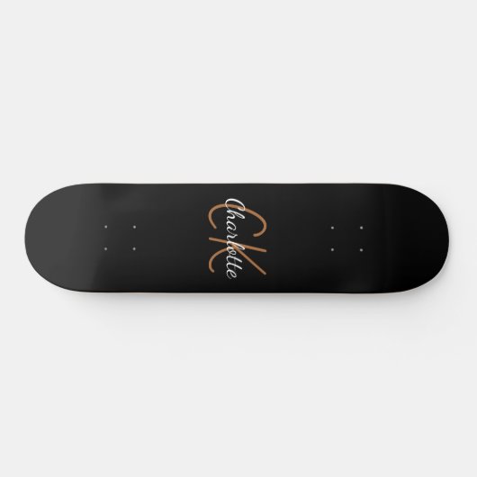 Zwart goudmonogram script elegant minimalistisch skateboard (Horizontaal)