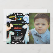 Zwart Groen Dinosaurus Verjaardag Uitnodigingen ee (Voorkant)