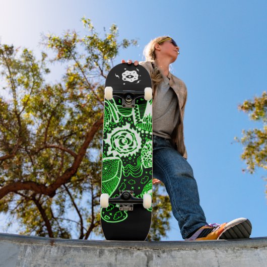 Zwart Groen Wit Abstract Skateboard (Buiten 1)