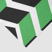Zwart groene chevronstreep tissuepapier (Detail)