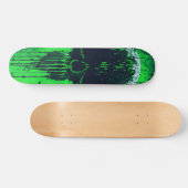 Zwart-groene computer code schedel skateboard (Horizontaal)