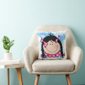 Zwart Haired Meisje Met Vlechten Kussen (Stoel)