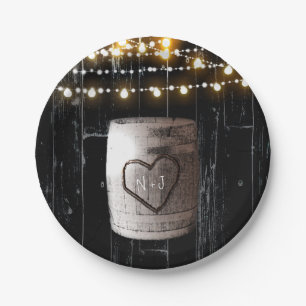 Zwart hout met lights & barrel Rustic Wedding Papieren Bordje