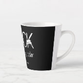 Zwart is mijn gelukkige kleur - gepersonaliseerd,  latte mok (Rechts)