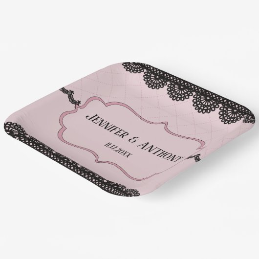 Zwart Kant op Zachte Roze Custom Bruiloft Papieren Bordje (Gebogen)