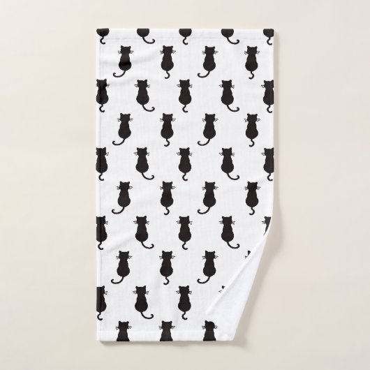 Zwart kat geïsoleerd op White Polka Dot Pattern Bad Handdoek (Handdoek)
