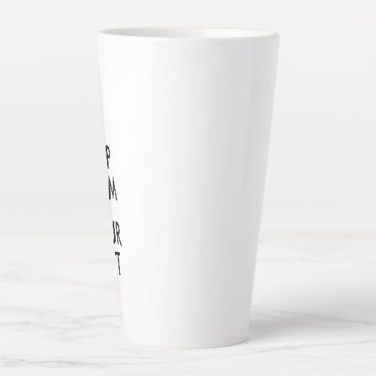 Zwart Keep Calm en Jouw tekst Latte Mok (Voorkant)