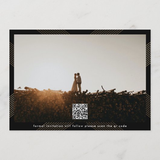 zwart klassiek deco goudmonogram qr code save the date (Achterkant)